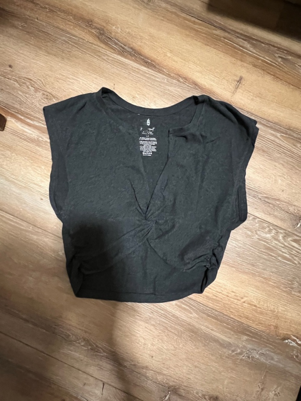 Free people movement Women's Twist Front Crop Top - Black L